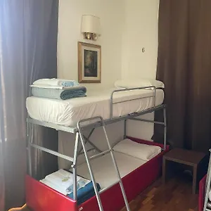 Daire Grand Cucinetta, Roma